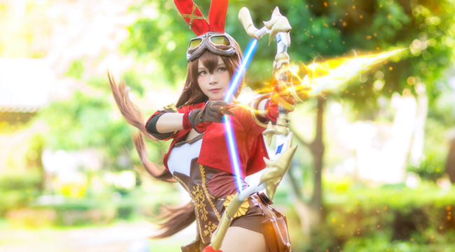 Genshin Impact: Tan chảy với cosplay Amber đầy ngọt ngào