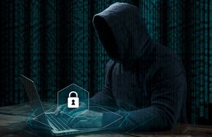 Một nhà cung cấp phần mềm gian lận bị hacker đối thủ tấn công, lộ thu nhập gần 3 tỷ/tháng