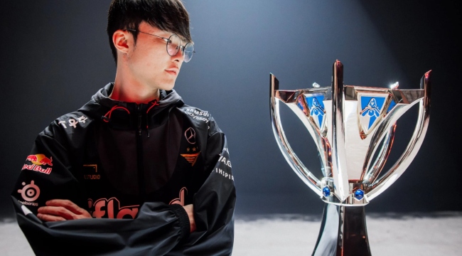 Faker nói gì về việc giải nghệ: Chia tay trên đỉnh cao hay lúc phong độ xuống dốc? - ESPORT