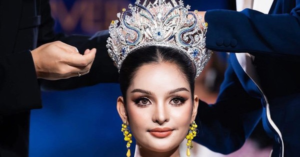 Một hoa hậu bị tước vương miện sau chưa đầy một ngày
