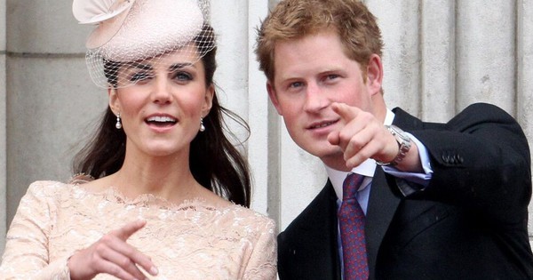 6 từ tiết lộ con người thật của "chị dâu quốc dân" Kate qua lời Harry