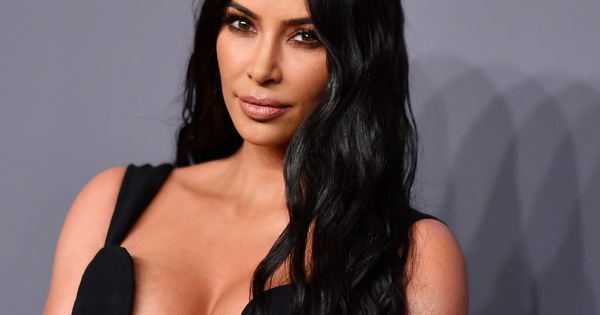 Tranh cãi tin Kim Kardashian chính thức thành tỷ phú đô la: Forbes lại điều tra, phân tích 