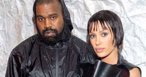 Vợ chồng Kanye West lao đao: Chồng dính phốt dự án phim người lớn, vợ gửi phim nóng 