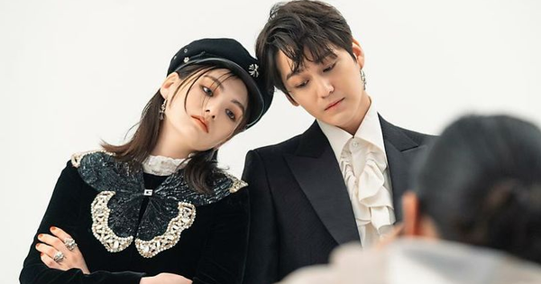 1 cặp đôi phim giả tình thật bí mật yêu nhau 5 năm: Nhà trai trẻ đẹp không đối thủ, nhà gái xinh như búp bê