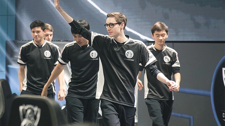 Team SoloMid rút lui khỏi LCS: Giải đấu kém sức hút hay do vấn đề nội bộ?