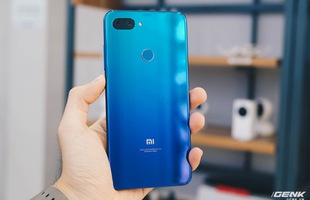 Trên tay Xiaomi Mi 8 Lite giá từ 5 triệu: 