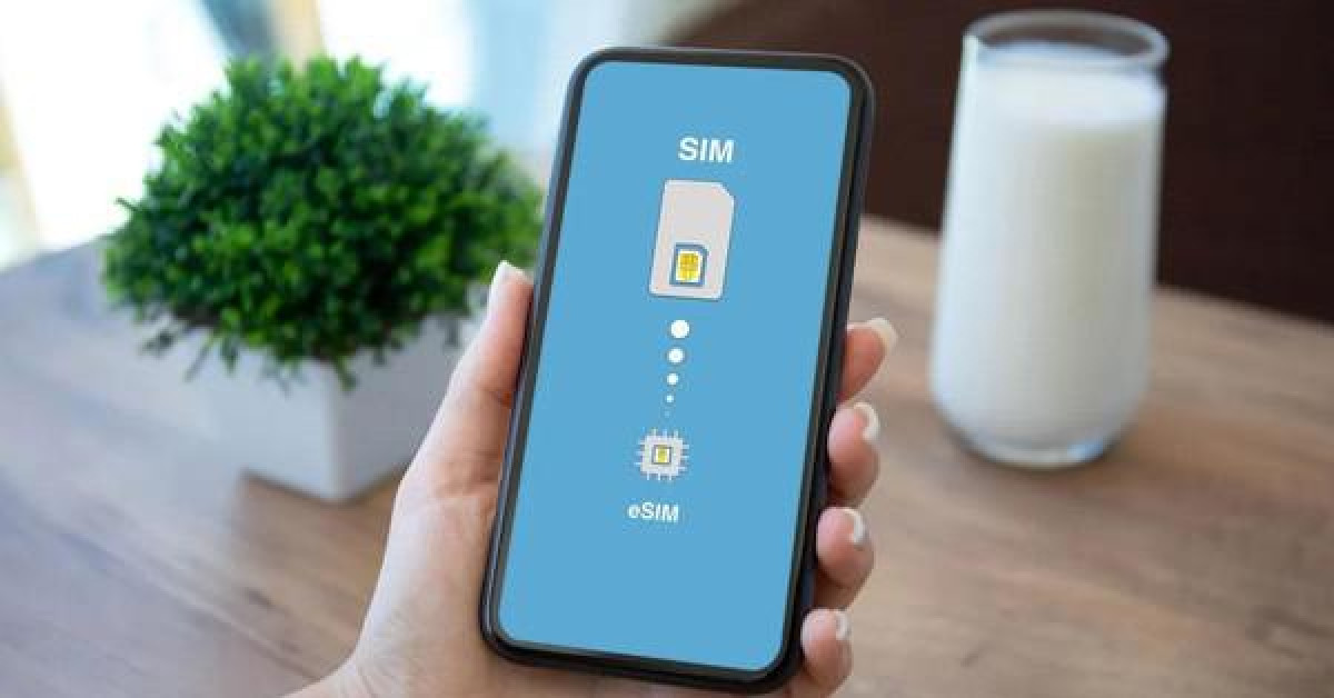 eSIM có bị xóa khi khôi phục lại iPhone hay không?