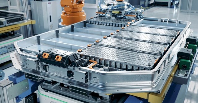 Pin natri-ion được chứng nhận, xe điện sắp sang kỷ nguyên mới