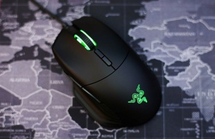 Đập hộp Razer Basilisk 5G tại Việt Nam - Chuột chiến game siêu cấp cho PUBG