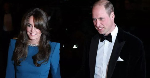 Phản ứng của William và Kate trước khủng hoảng của Hoàng gia Anh