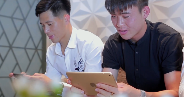 Duy Mạnh đá bóng hay, chăm người yêu giỏi nhưng cũng là tay 
