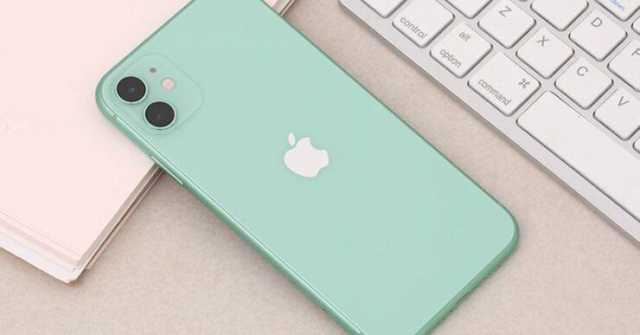 Bảng giá iPhone 11 đầu năm 2024: Có nơi tăng giá tới 1,7 triệu đồng