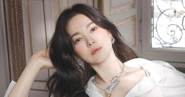 Bức ảnh khiến Song Hye Kyo bị cả MXH tấn công