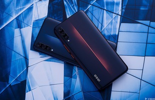 Vivo IQOO ra mắt: Snapdragon 855, RAM 12GB, ba camera sau, pin 4000mAh, giá từ 10.4 triệu đồng