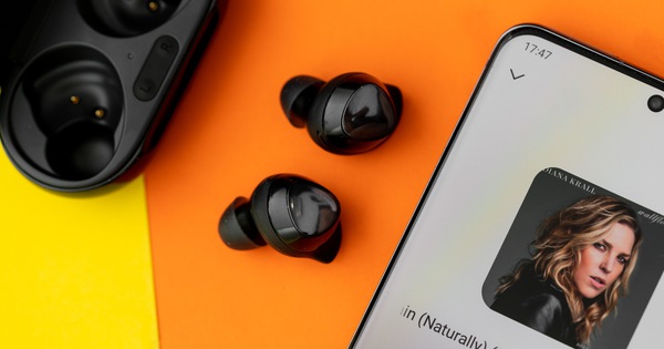 Đánh giá tai nghe không dây Galaxy Buds+: Hơn cả yêu!