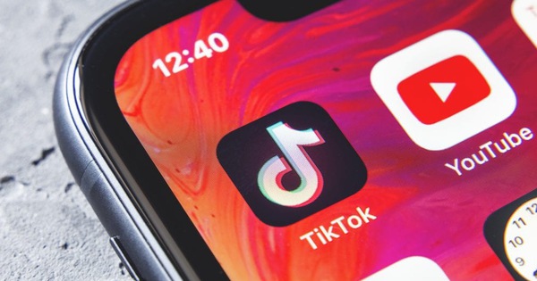 YouTube cũng đang rục rịch bắt chước TikTok, cạnh tranh bằng cách làm video hát nhép quen thuộc