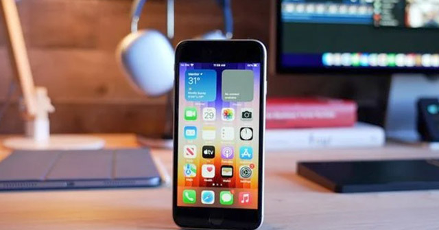 Video trên tay iPhone SE 3: Có đáng để iFan móc hầu bao?