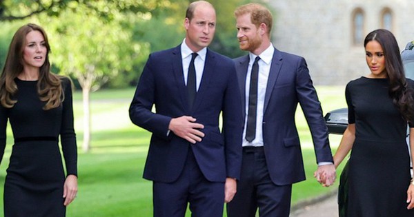 Chuyên gia hoàng gia: William và Kate đề nghị vợ chồng Harry đưa 2 con về Anh để gặp mặt nhưng Meghan từ chối