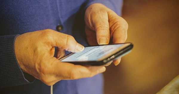 Thủ đoạn mới, người dùng iPhone cẩn thận mất tiền oan