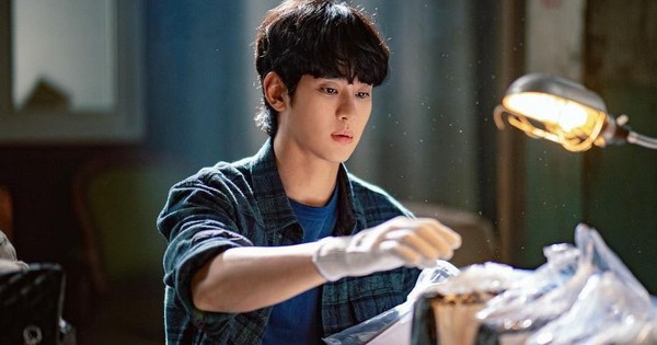 Kim Soo Hyun nắm chắc phần thắng trước gia đình Kim Sae Ron, 1 động thái mà biết ngay kết quả?