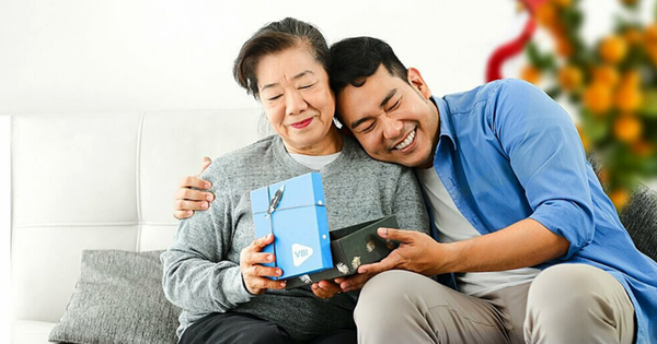 Ngày của Mẹ sắp đến, mua quà gì để ghi điểm tuyệt đối, lập tức trở thành "ngoan xinh yêu của mẹ"?
