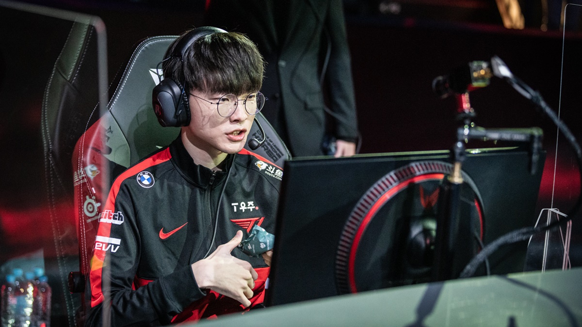 Mang danh huyền thoại, Faker vẫn bị fan Hàn đối xử tệ hại sau thất bại ở MSI 2022