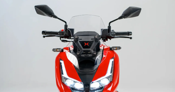 Xe ga thiết kế phá cách, bình xăng lớn gấp đôi Honda SH, trang bị loạt công nghệ vượt tầm phân khúc