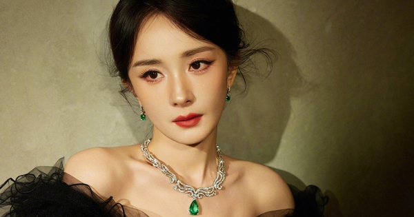 Mỹ nhân cứ đóng phim với ai là người đó bị phong sát, nhan sắc kinh diễm nhưng đen đủi không ai bằng