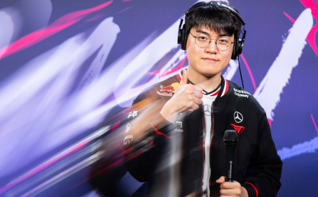 LMHT: Gumayusi nhận ra có kịch bản T1 “đánh fan” ở vòng bảng, nhưng vào playoffs thì khác