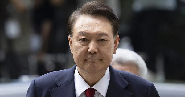 Tòa án Hàn Quốc ra lệnh cưỡng chế thẩm vấn cựu Tổng thống Yoon Suk Yeol