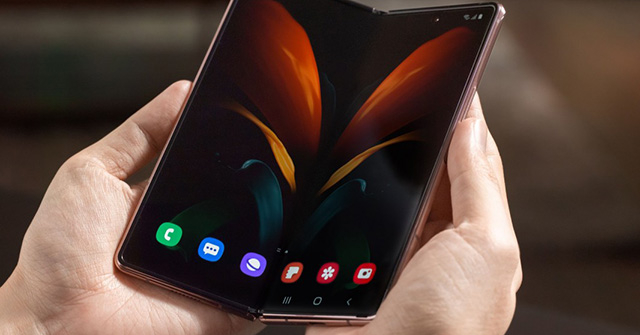 Galaxy Z Fold2 chính thức trình làng, đẹp miễn chê