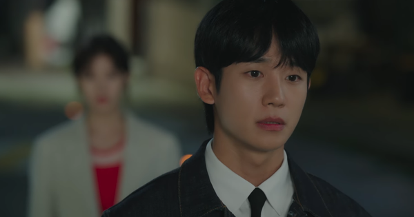 Love Next Door tập 6: Jung Hae In khoe body siêu “mlem”, Jung So Min phát hiện bí mật của cậu bạn thân