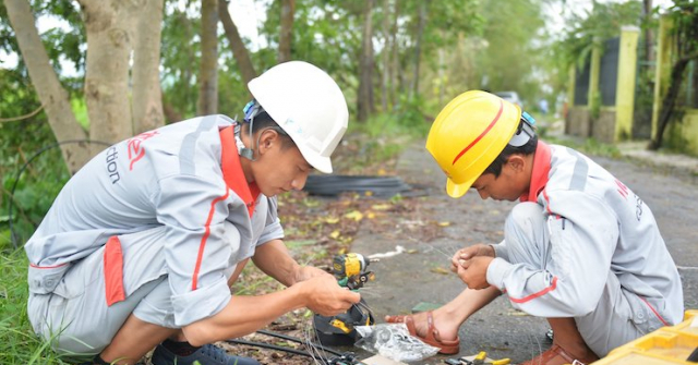 Thông tin quan trọng từ nơi bão Noru vừa đi qua dành cho thuê bao Mobi, Vina, Viettel,...