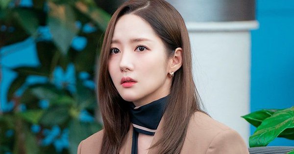 Chị ruột từ chức ngay sau khi Park Min Young chia tay đại gia tai tiếng