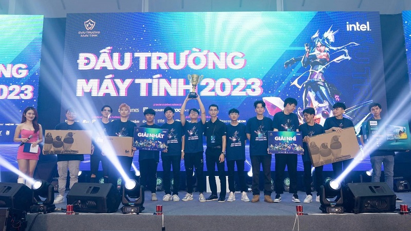 Toàn cảnh Đấu Trường Máy Tính 2023: Ấn tượng một giải đấu thành công và đầy cảm xúc