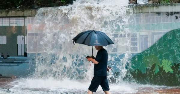 Bão Matmo hình thành trên Biển Đông, dự báo gây mưa lớn tại Hong Kong (Trung Quốc)