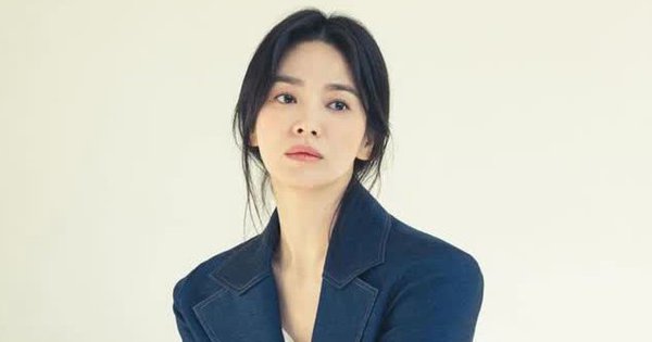 Chủ đề tranh cãi hot nhất xứ Hàn: Nhìn Song Hye Kyo bị chửi lúc ly hôn mới thấy Song Joong Ki tàn nhẫn đến thế nào?