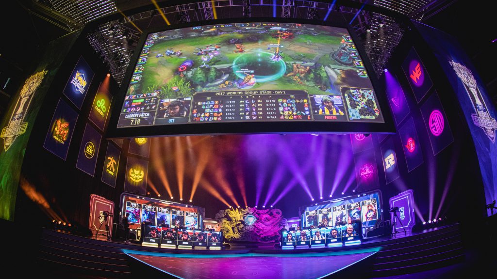 Tâm dịch COVID-19 Vũ Hán, cái nôi của eSports Trung Quốc