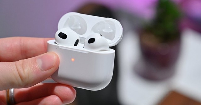 AirPods giá rẻ trở thành canh bạc tiếp theo của Apple