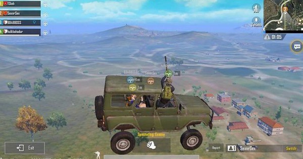 Không cần tool hack, game thủ PUBG Mobile vẫn dễ dàng làm xiếc khiến xe hơi bay lửng lơ