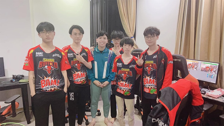 HLV Ren tự tin trước thềm trận mở màn MSI 2022 với T1