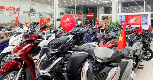 Giá Honda SH thấp hiếm có, một phiên bản giảm đậm gần 25 triệu đồng