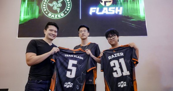 Team Razer củng cố đội hình Esports với Team Flash Việt Nam