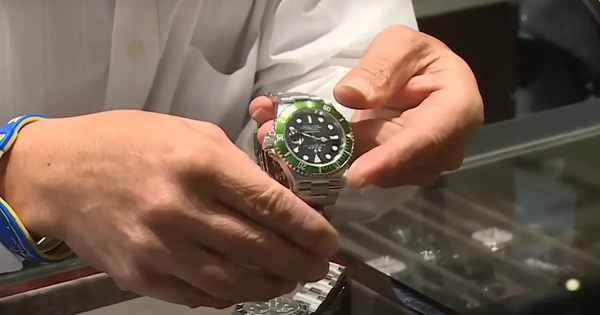Xem đồng hồ Rolex 470 triệu đồng nhưng không mua, người đàn ông bị chủ cửa hàng khởi kiện, tòa án: Anh phải nộp phạt 36 triệu đồng
