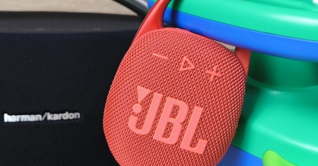 Loa di động JBL Clip 5 thêm tính năng ghép đôi, pin 12 giờ và IP67