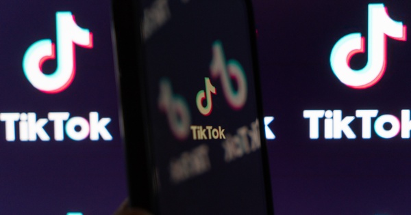 Nỗi ám ảnh mang tên Apple và TikTok: 