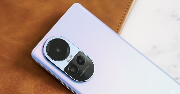 Mở hộp OPPO Reno10 5G: Sự trở lại của camera zoom