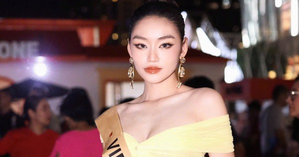 Hoa hậu Hòa bình Việt Nam nói chuyện trống không