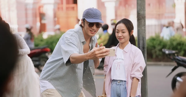 Sao lại có phim Việt đáng yêu thế này cơ chứ: Cả MXH chưa thấy ai chê, cặp chính đẹp xuyên quốc gia mê chết đi được
