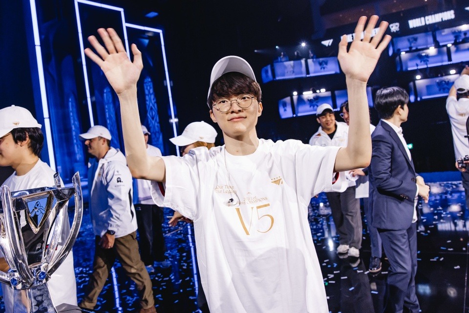 Faker và T1: Huyền thoại bất tử và đỉnh cao của Esports